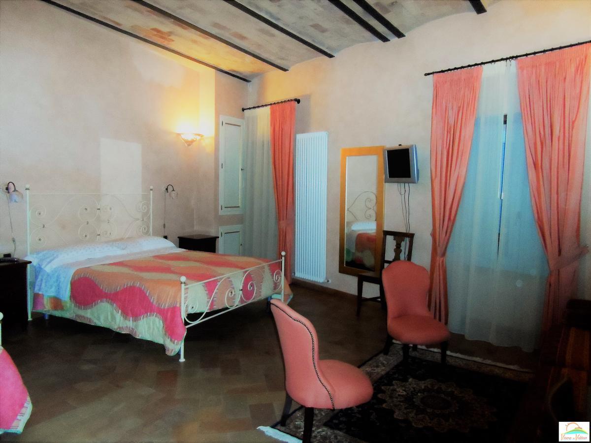 Dimora A Petritoli Hotel Luaran gambar